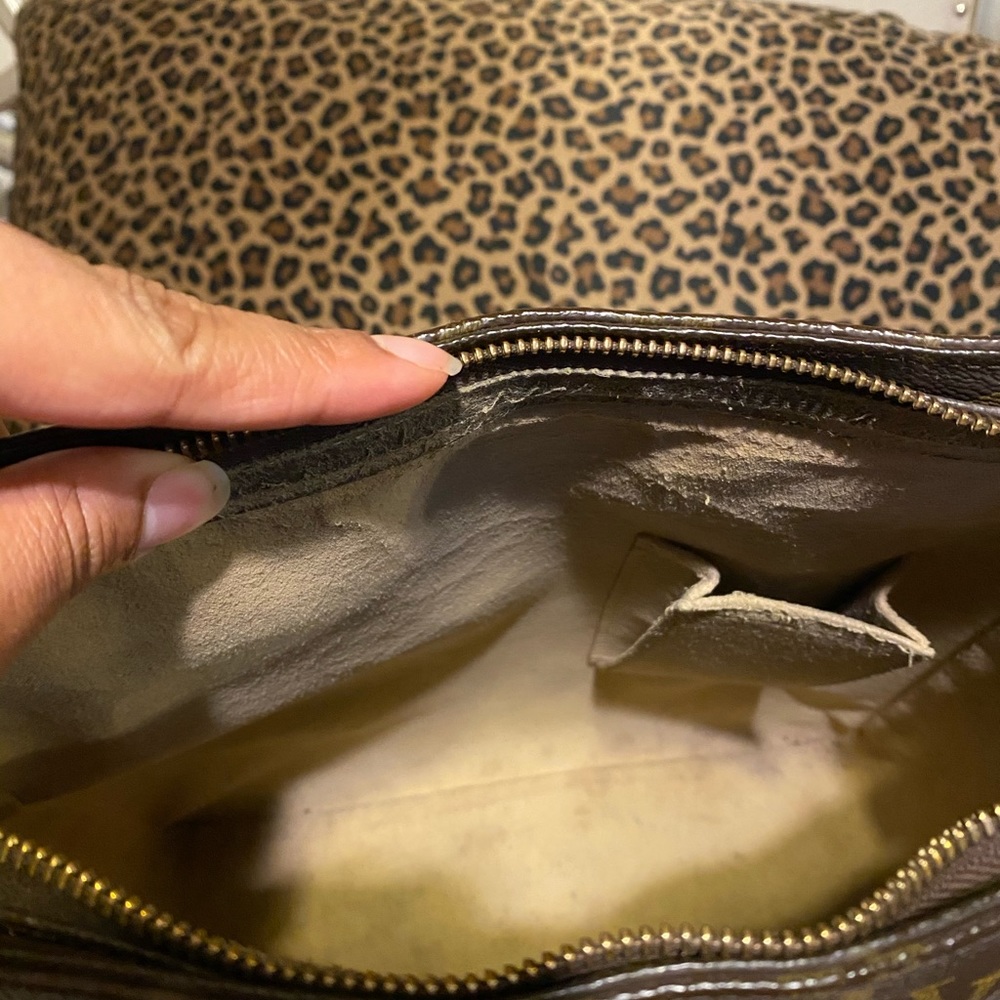 Authentic Louis Vuitton looping GM - Picture 4 of 8